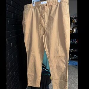 Old Navy Men's Tan Pants